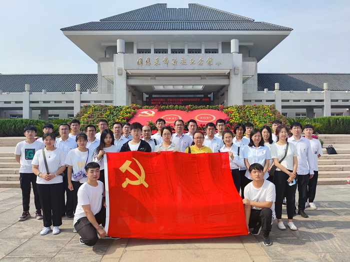 周邓.jpg 周邓.jpg