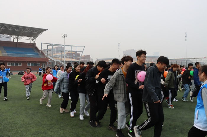 11.14趣味运动会.jpg 11.14趣味运动会.jpg